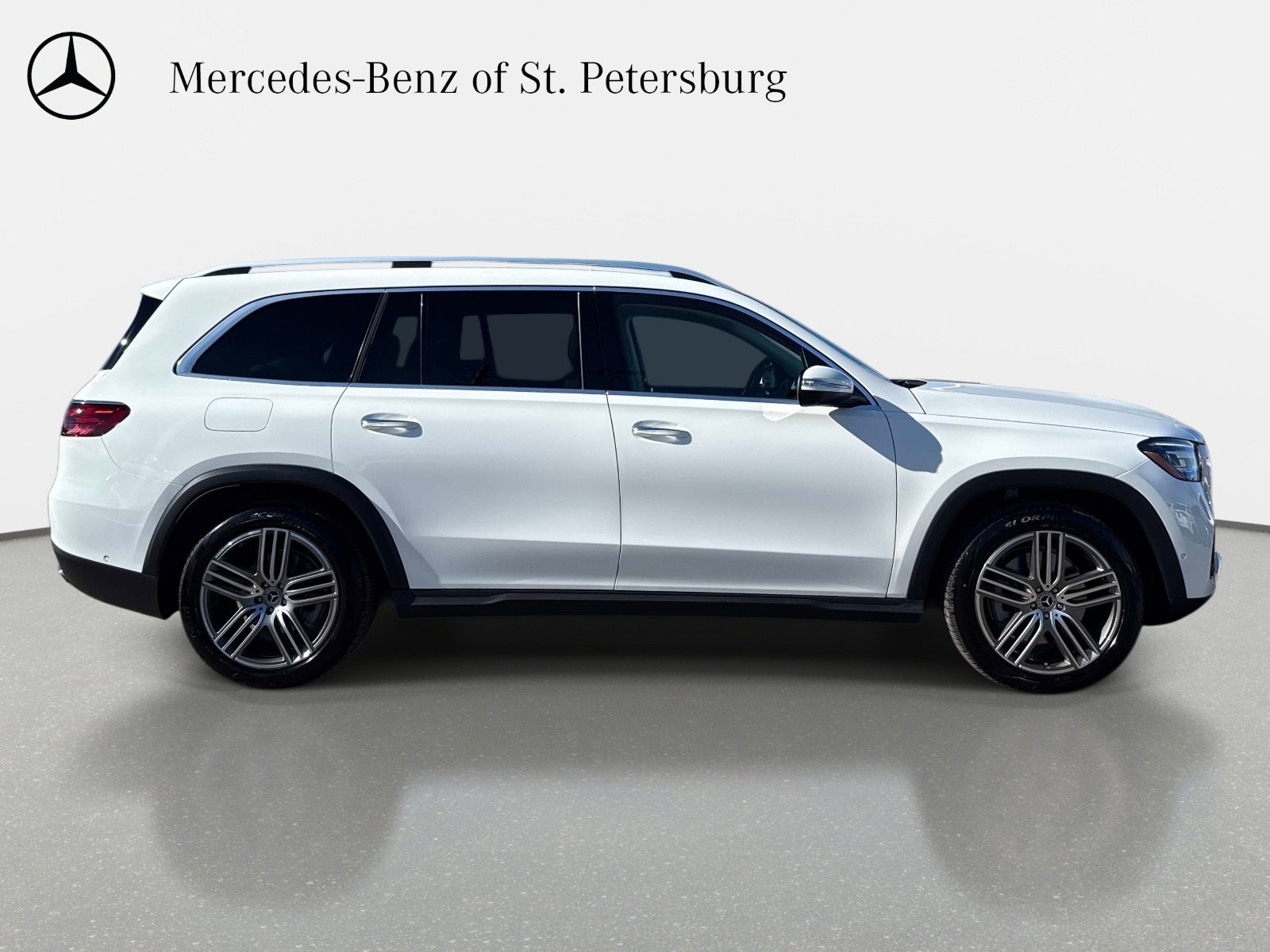 New 2026 Polar White Mercedes-Benz 450 4MATIC® SUV image 5
