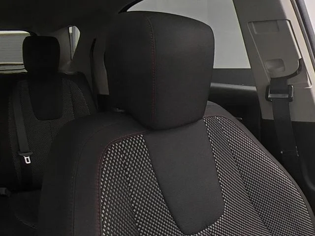 Used 2015 Red Chevrolet LT image 33