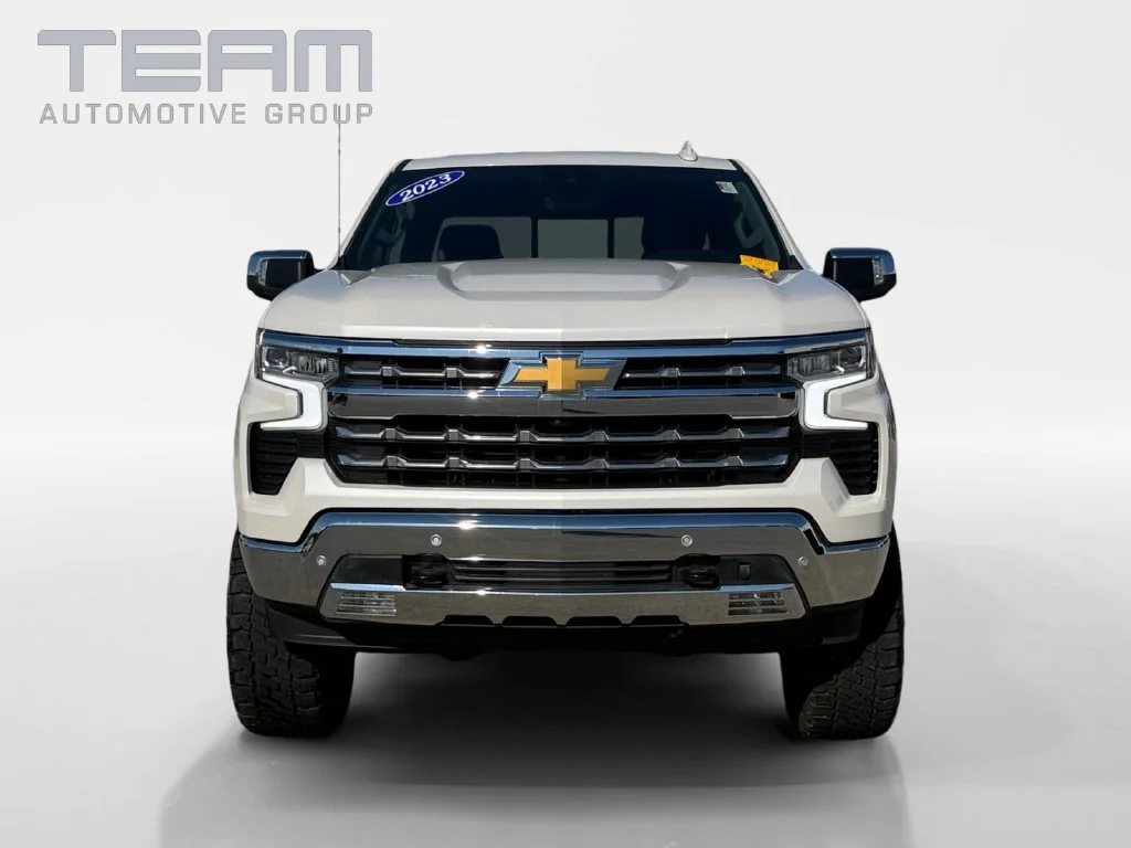 Used 2023 IRIDESCENT PEARL TRICOAT Chevrolet LTZ image 2