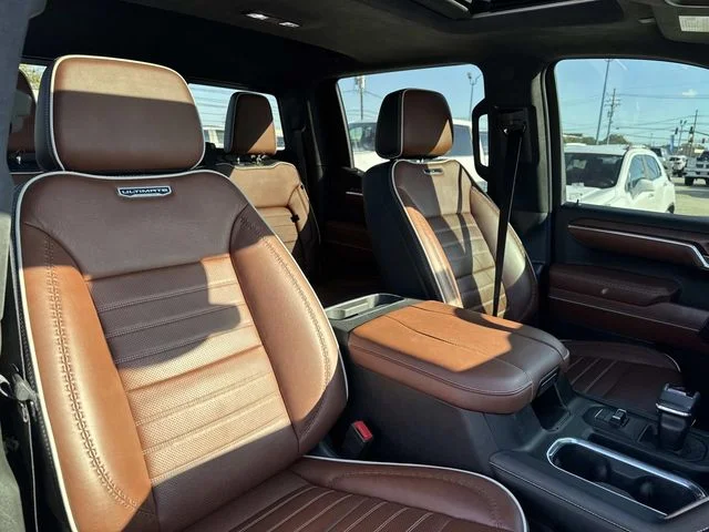 Used 2023 White GMC Denali Ultimate image 27