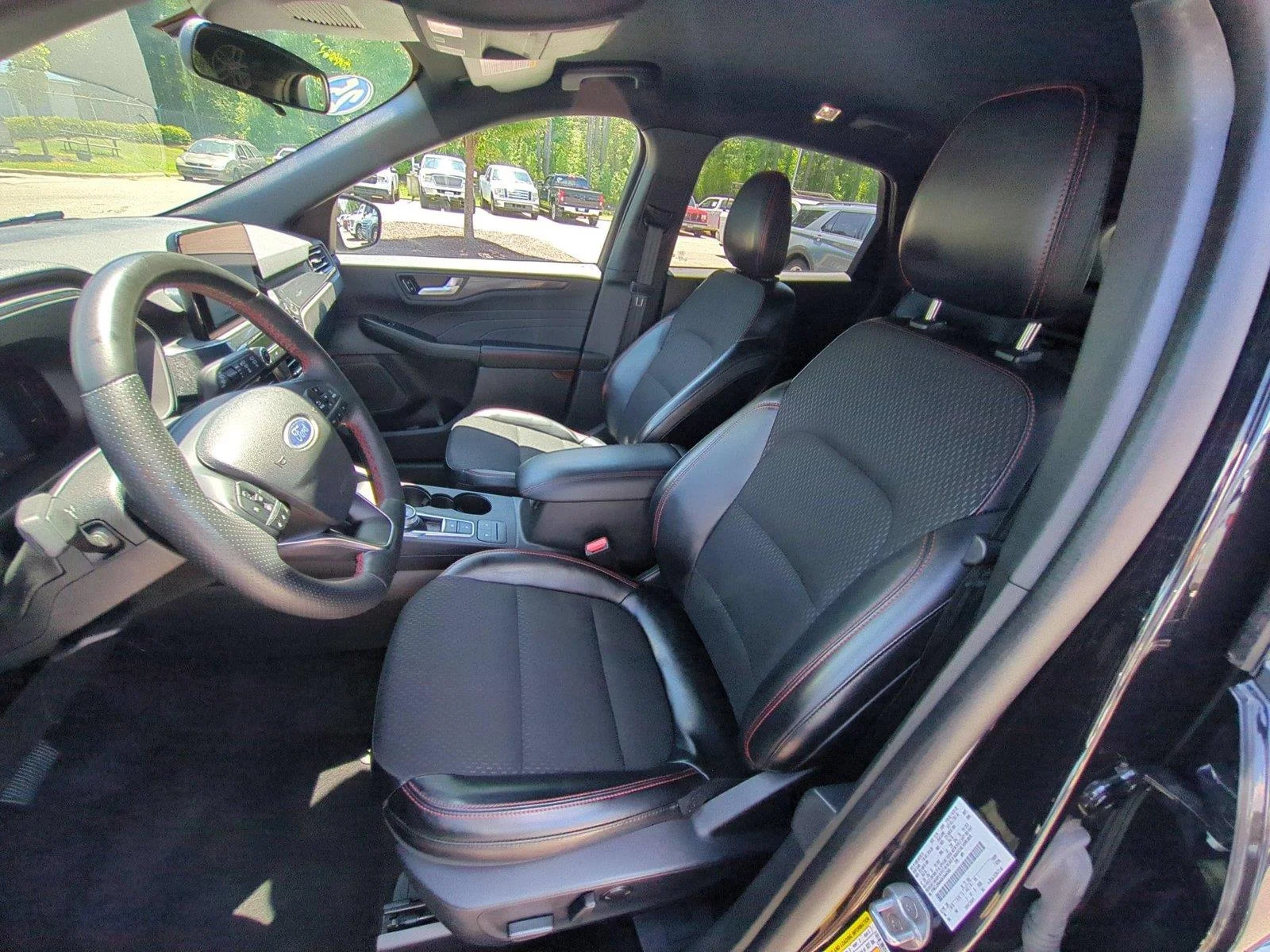 Used 2025 Agate Black Ford ST-Line Select image 18