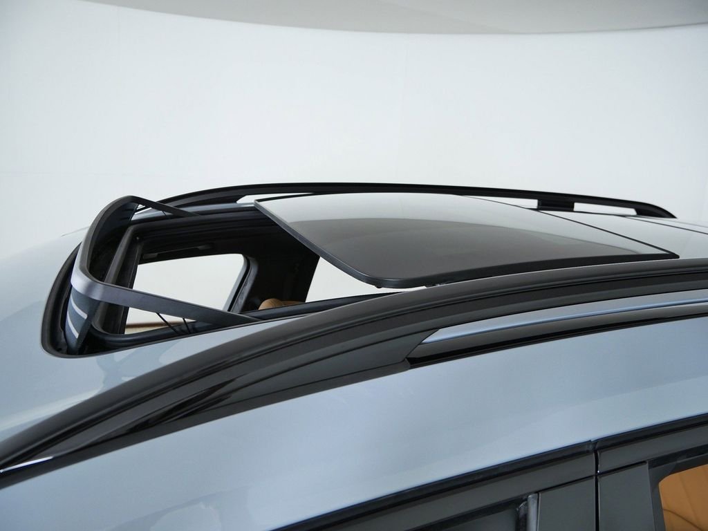 New 2027 Brooklyn Grey Metallic BMW xDrive40i image 18