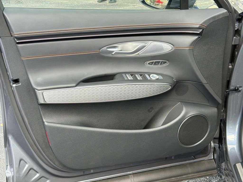 New 2026 Blue Genesis 2.5T Sport Prestige image 17