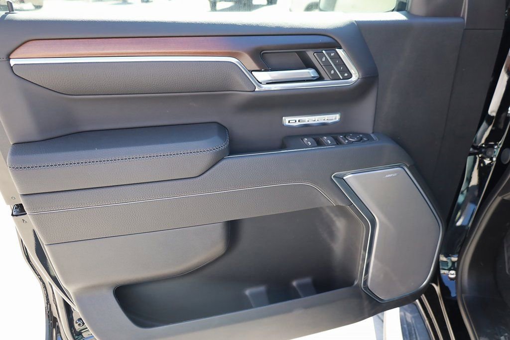 2026 GMC Sierra 1500 Denali - Photo 10