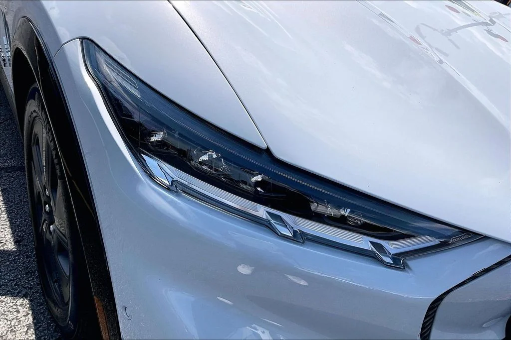 Certified Used 2023 White Metallic Ford California Route 1 image 29