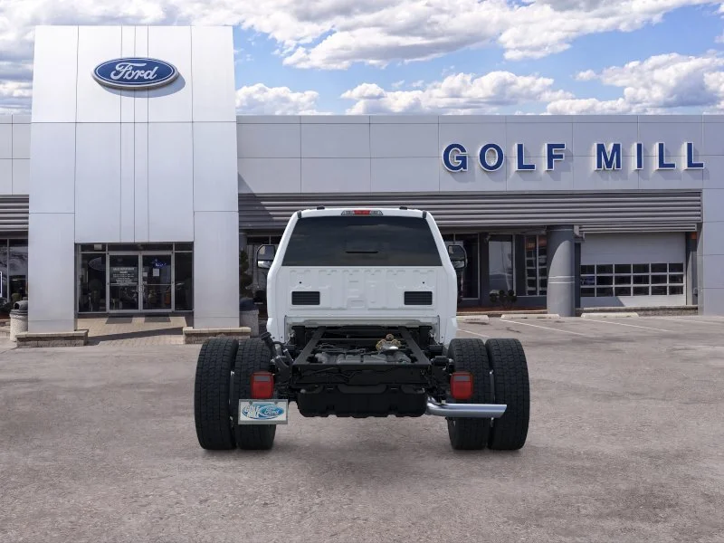 New 2026 Oxford White Ford XL image 4