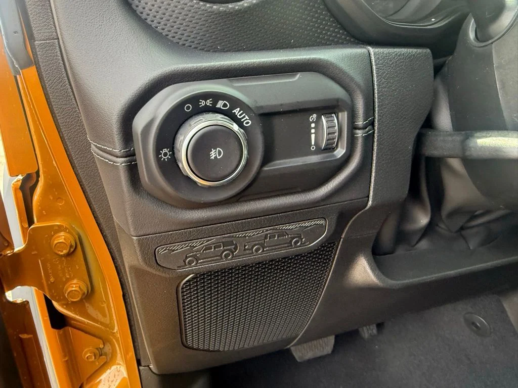 New 2026 Goldilocks Jeep Rubicon image 16