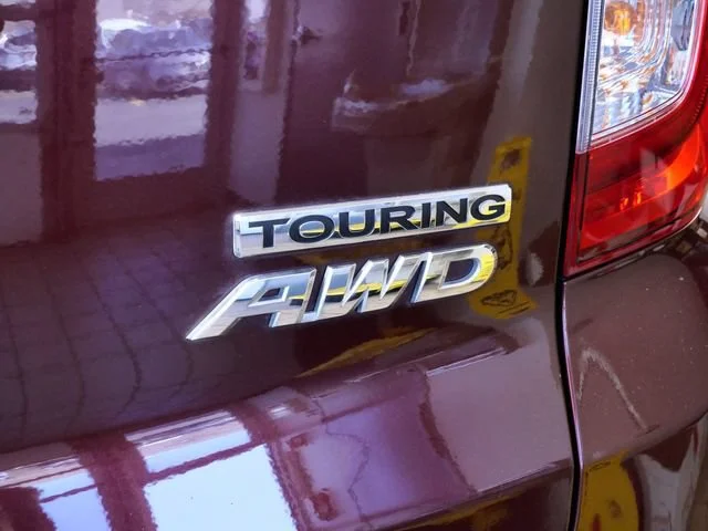 Used 2021 Red Honda Touring image 7