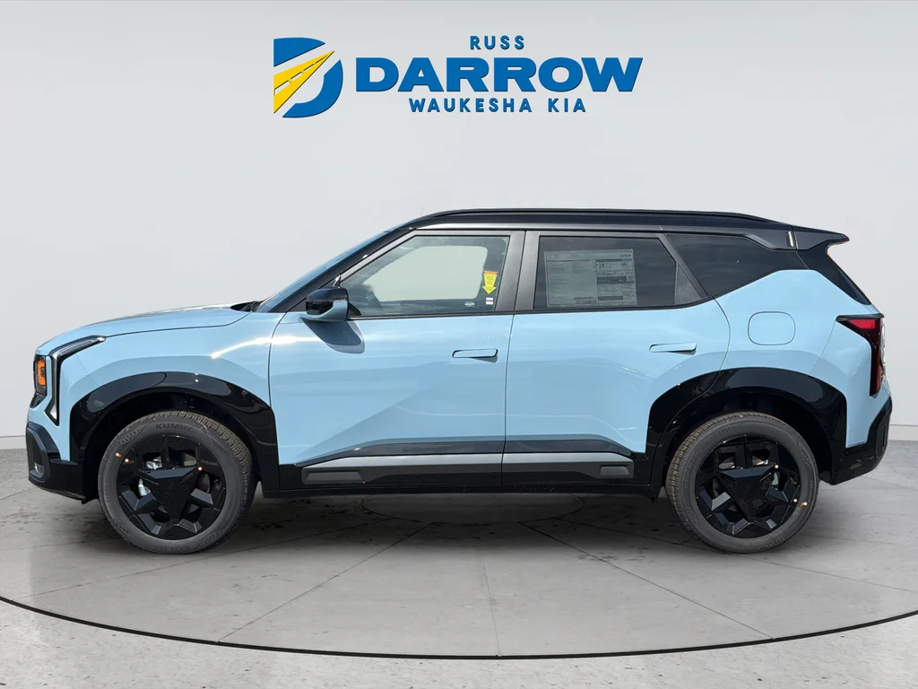 New 2027 Frost Blue / Black Roof Kia X-Line S image 2