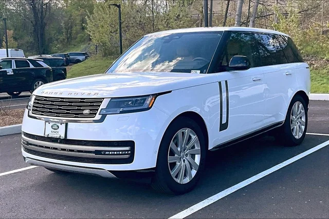2024 Land Rover Range Rover SE