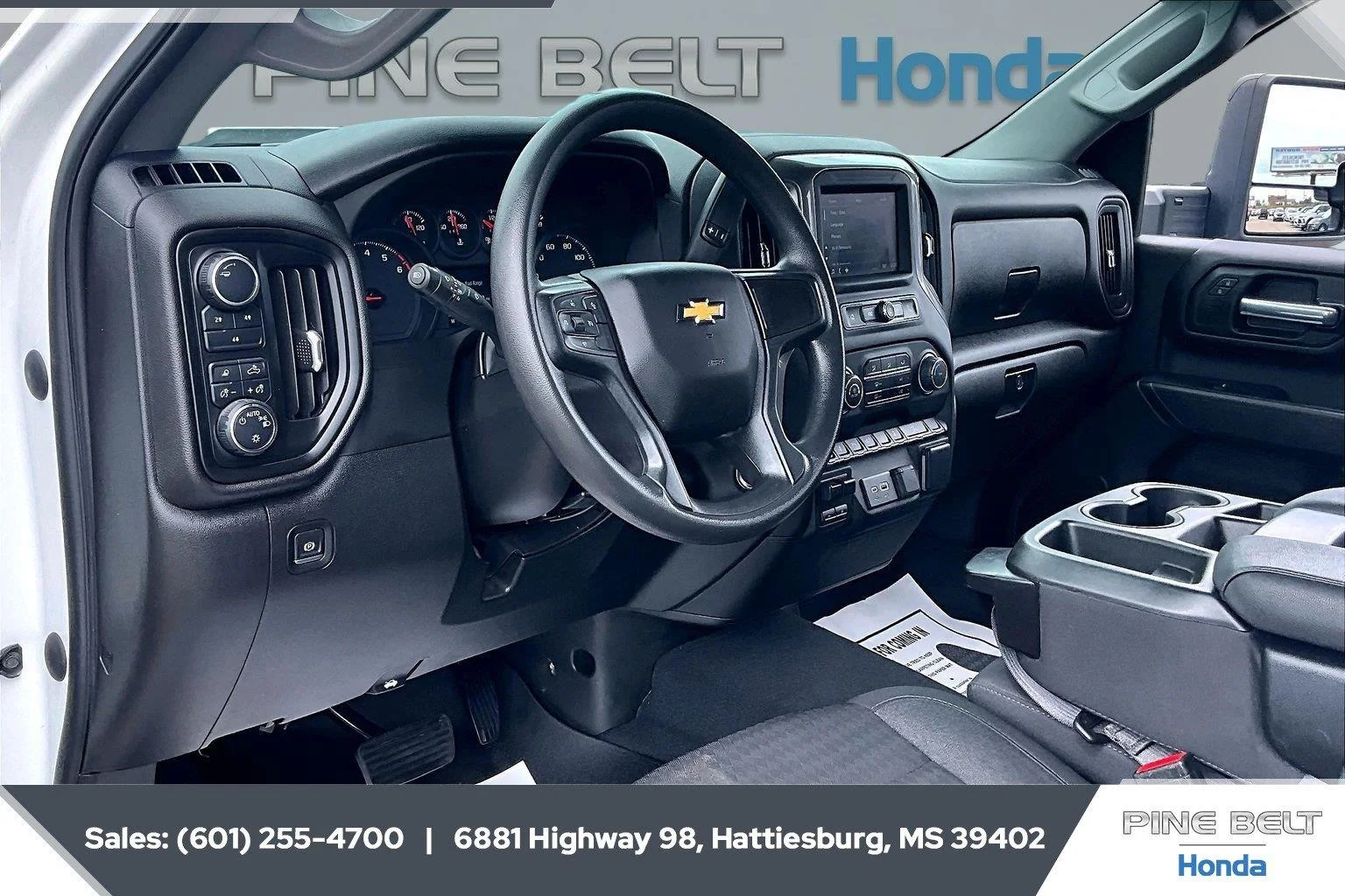 Used 2024 Summit White Chevrolet Custom image 11