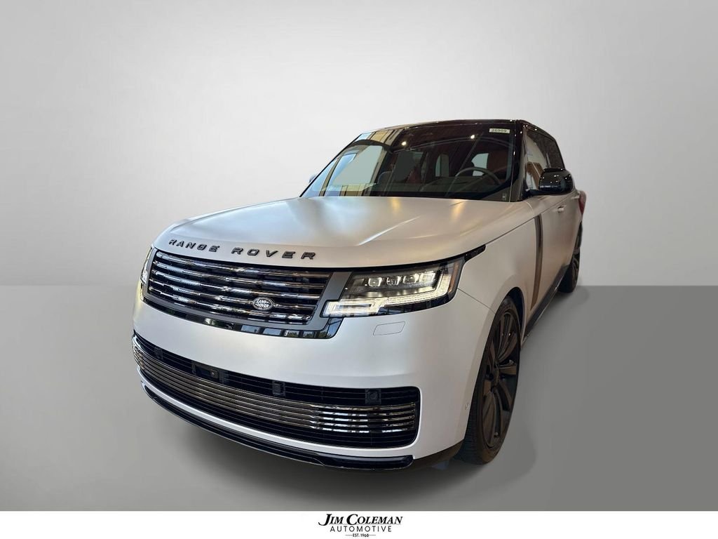 New 2026 Ethereal Frost Satin Land Rover SV Signature Suite image 1