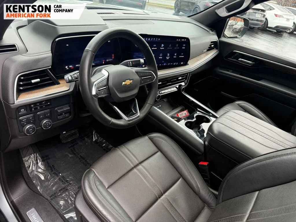 2025 Chevrolet Suburban High Country - Photo 34