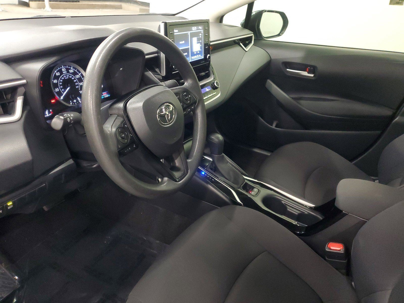 Used 2021 Celestite Toyota LE image 18