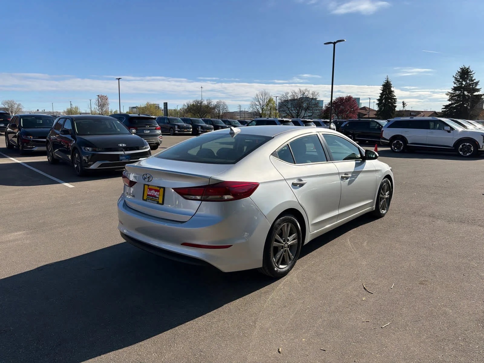 Used 2018 Hyundai Elantra Value Edition with VIN 5NPD84LFXJH266566 for sale in Bloomington, Minnesota