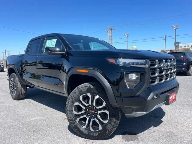 2026 GMC Canyon 4WD AT4 Crew Cab Short Box's photo
