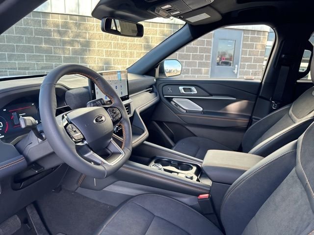 New 2026 Space White Metallic Ford Tremor® image 16