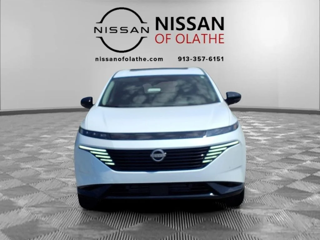 New 2026 Everest White Pearl TriCoat Nissan Platinum image 31