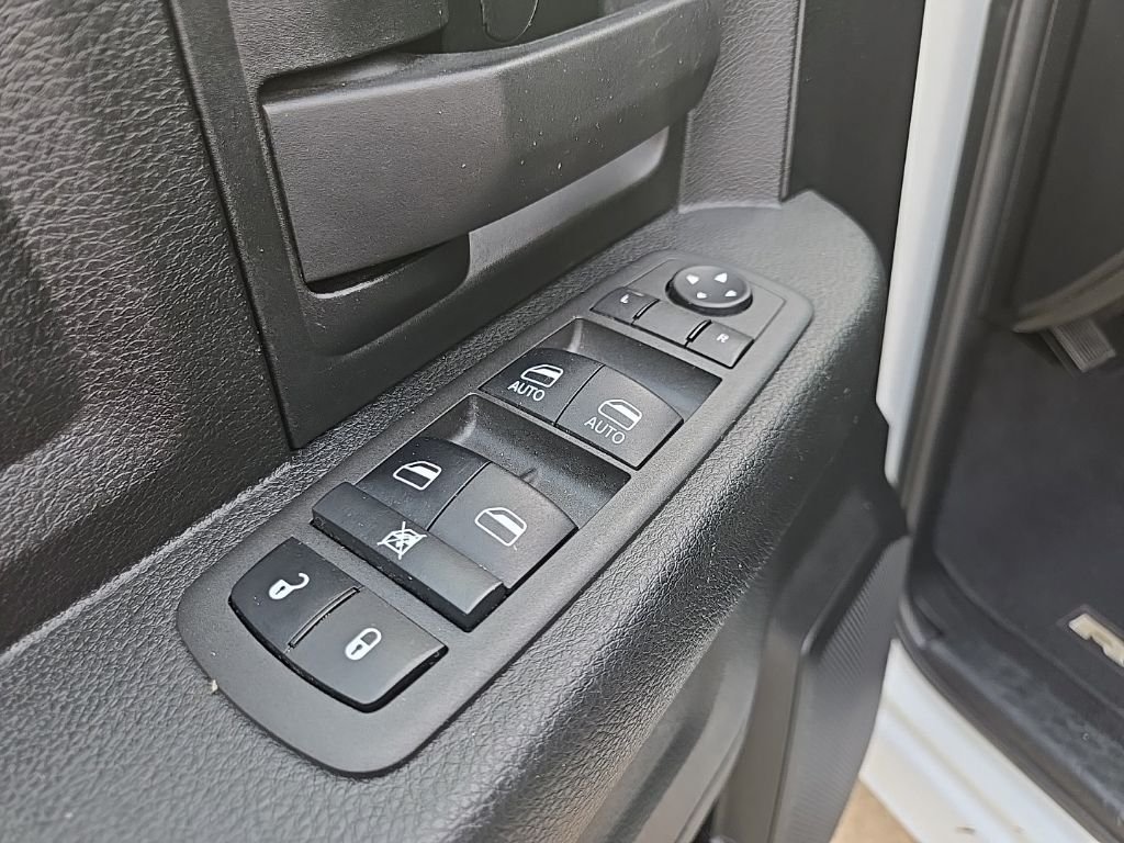 Used 2022 White Ram Tradesman image 41