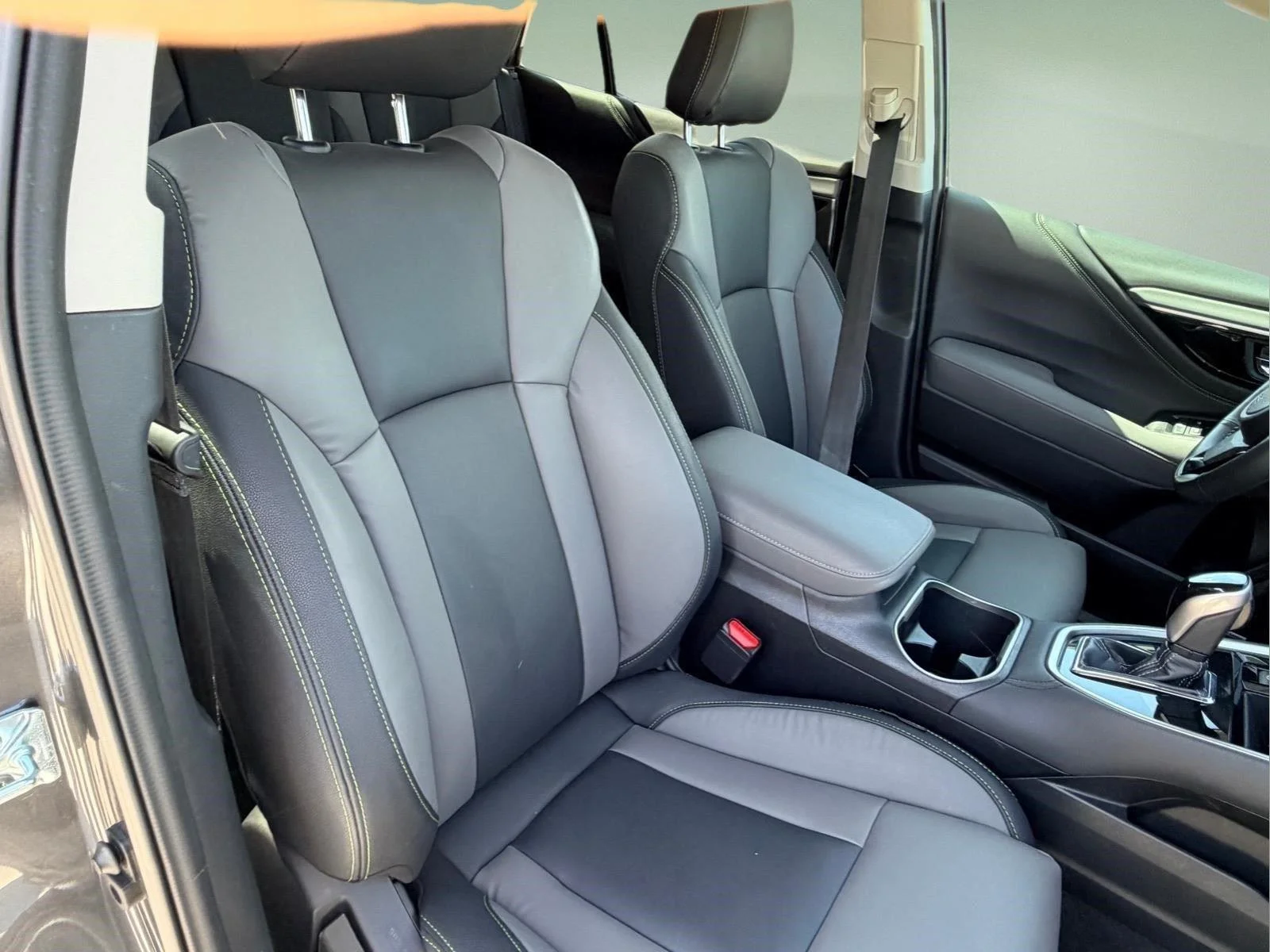 Used 2025 Magnetite Gray Metallic Subaru Onyx Edition image 20