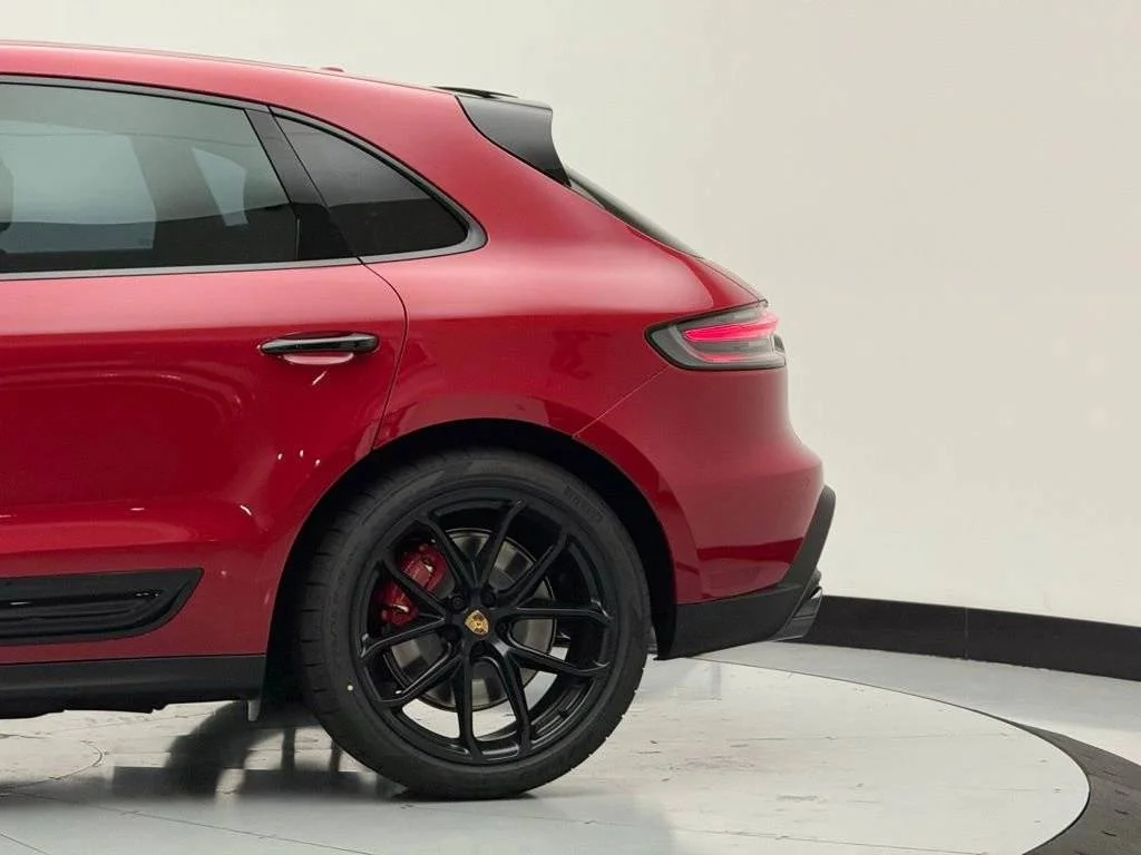 2026 Porsche Macan GTS - Photo 39
