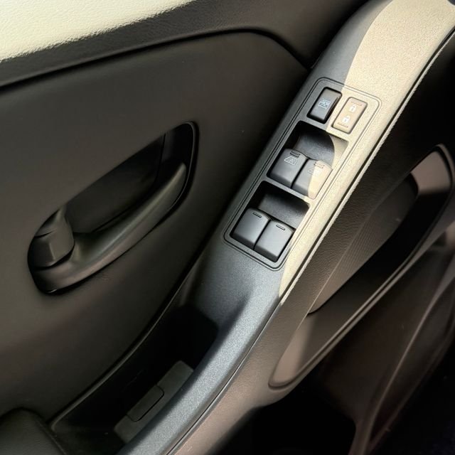 New 2026 Glacier White Nissan Crew Cab S image 15