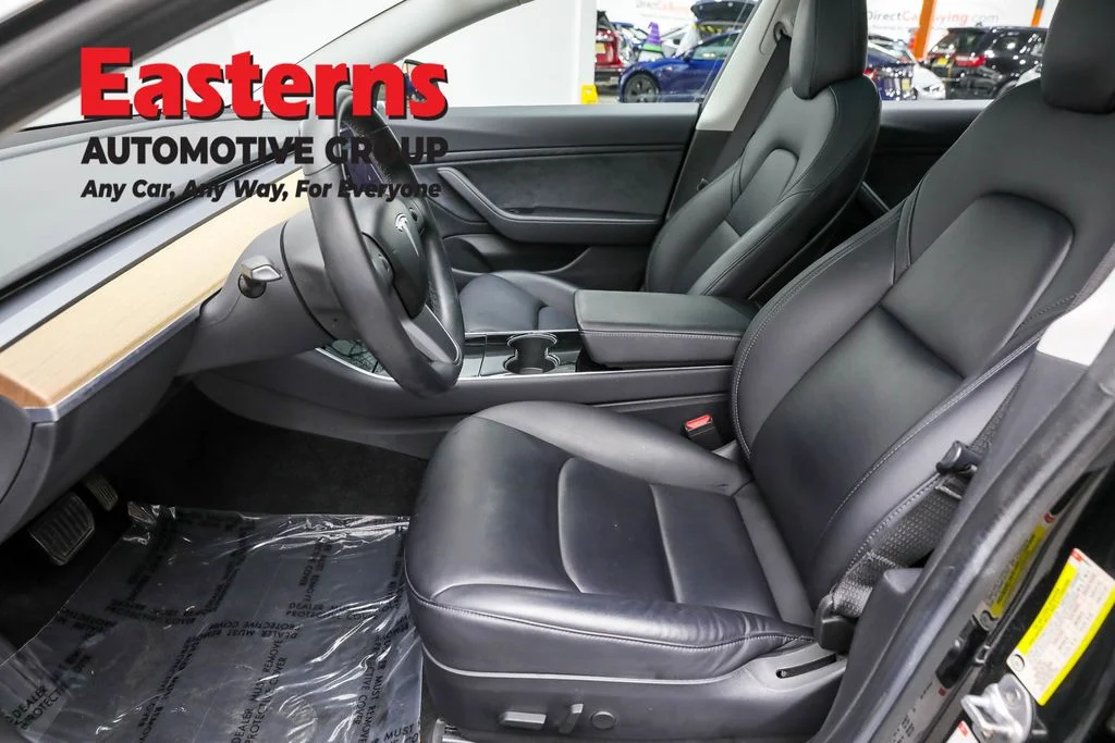 Used 2018 Black Tesla Long Range image 14