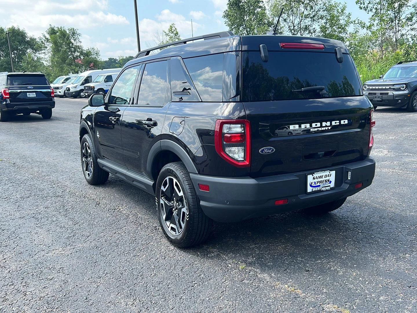 Used 2021 Kodiak Brown Ford Outer Banks image 3