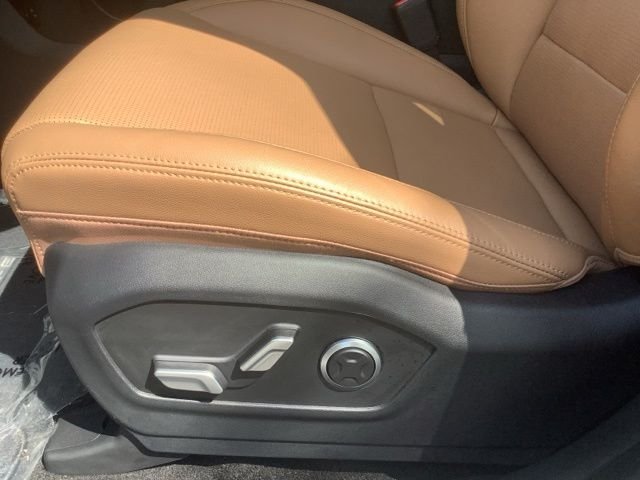 Certified Used 2025 White Hyundai Limited image 17