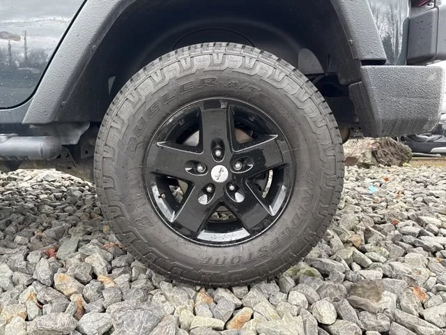 Used 2018 Rhino Clearcoat Jeep Sport S image 9