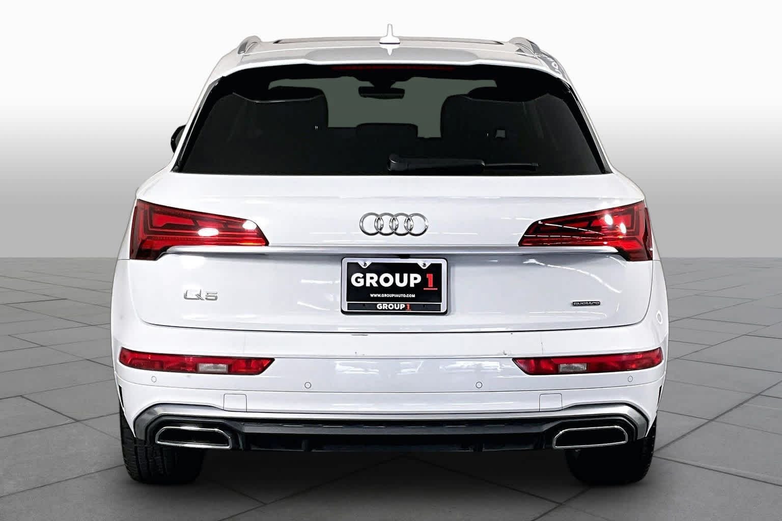 Used 2023 Glacier White Metallic Audi S line Prestige image 5
