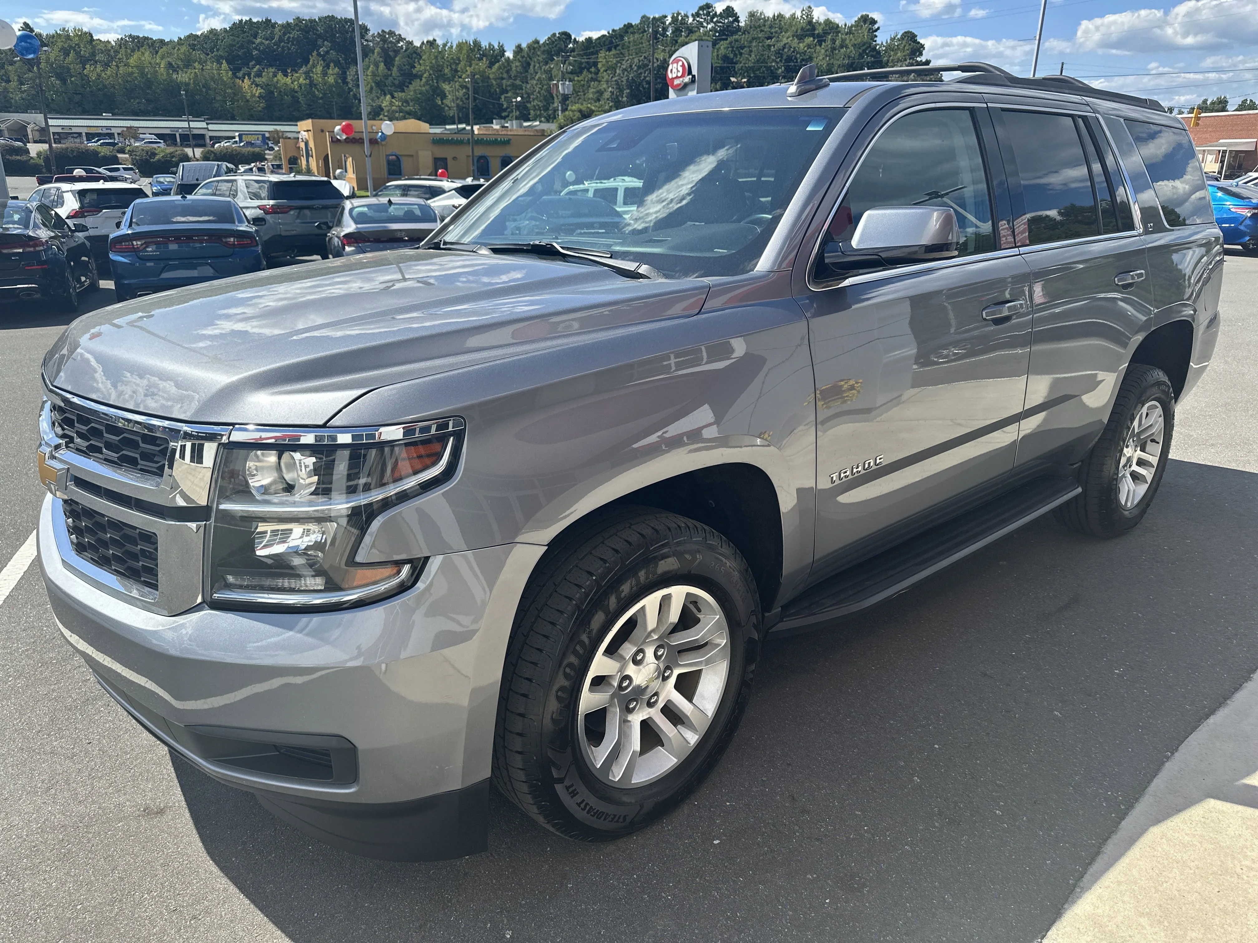2020 Chevrolet Tahoe LT - Photo 4