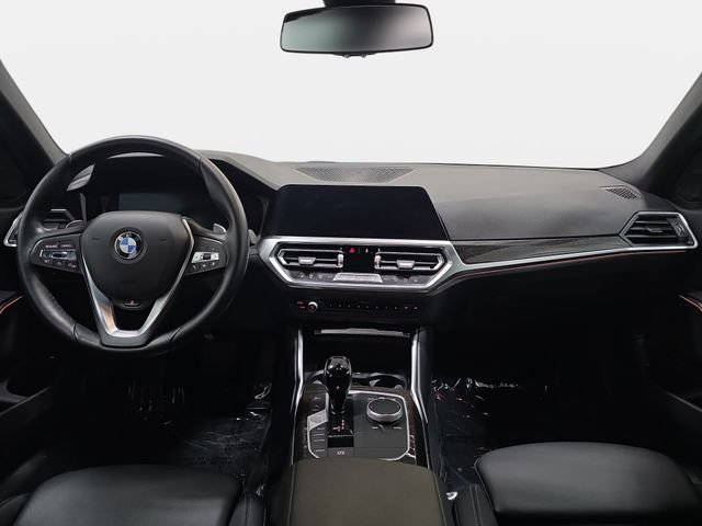 Used 2022 Mineral Grey Metallic BMW 330i xDrive image 10