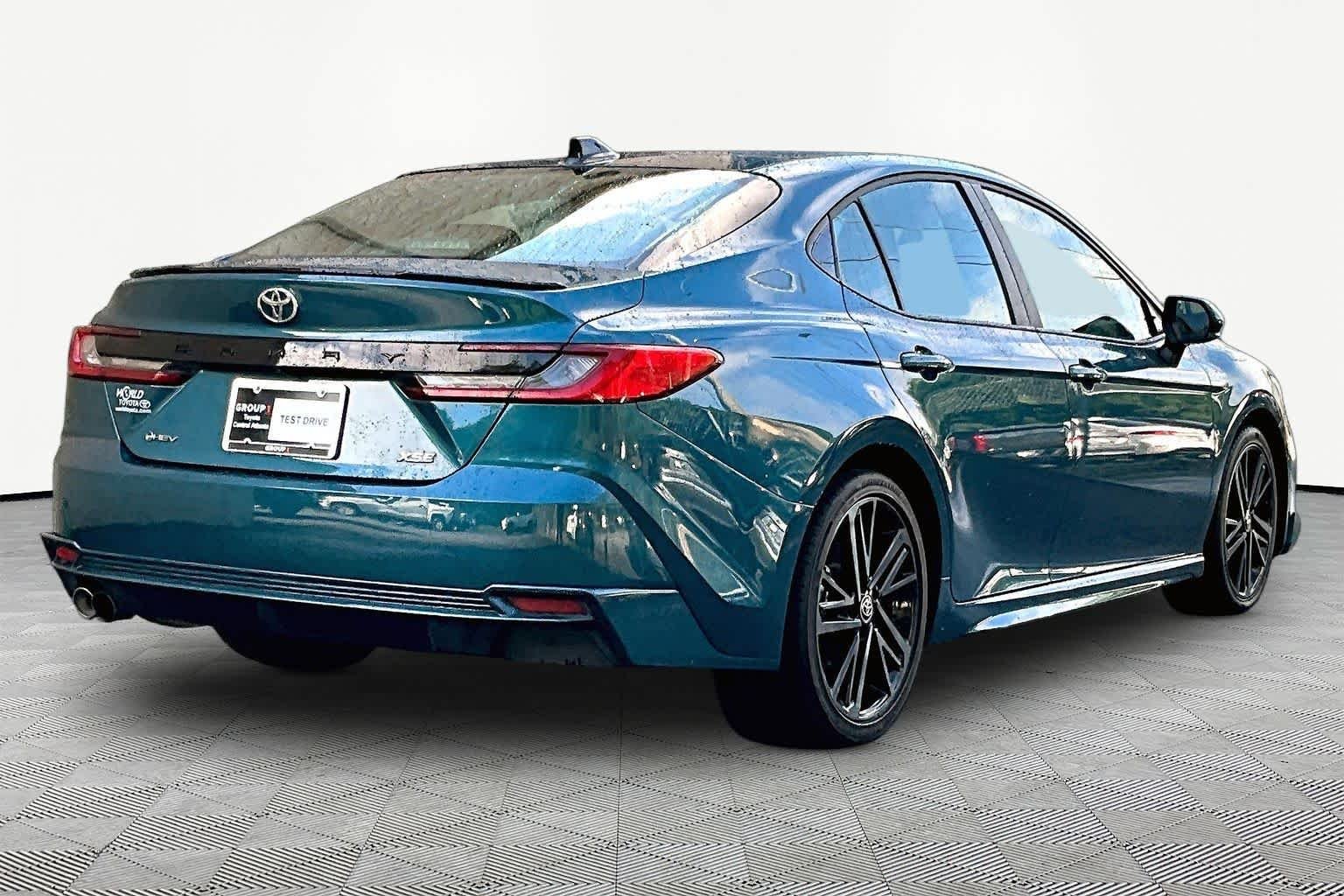 Used 2025 Ocean Gem Toyota XSE image 13