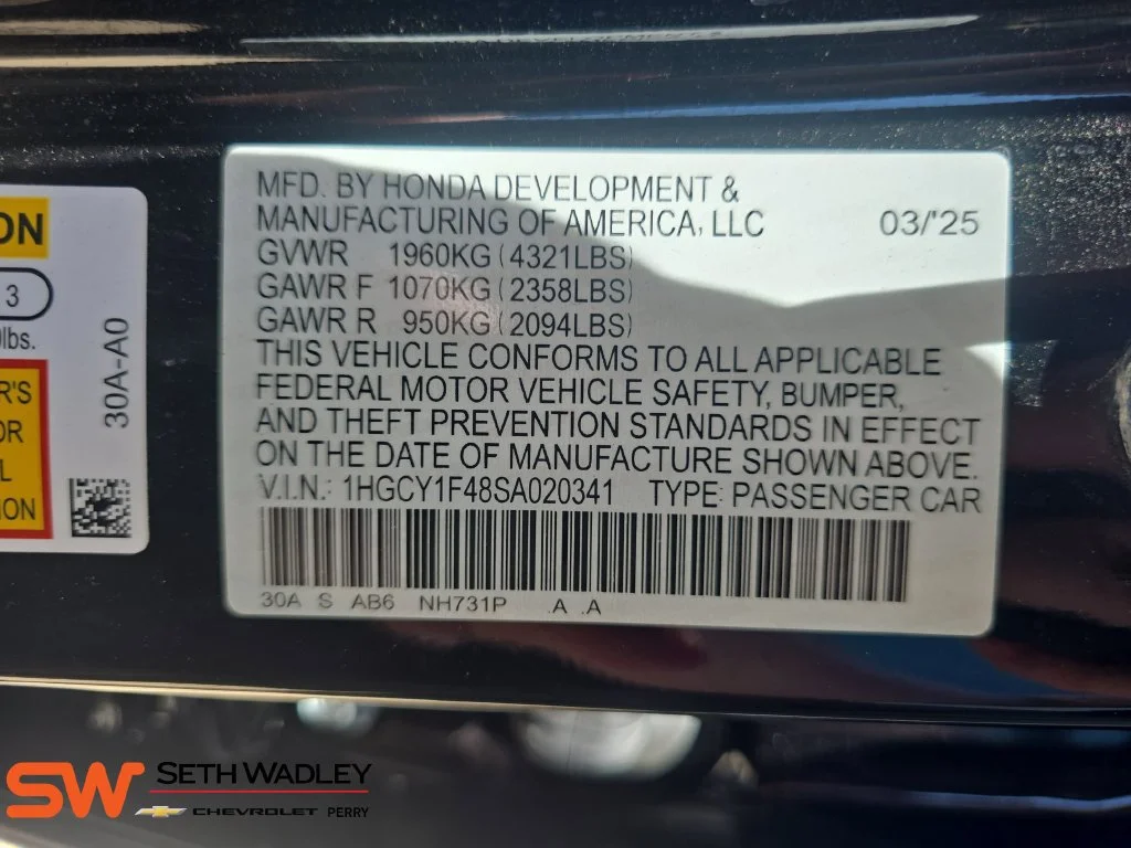 Used 2025 Black Honda SE image 35