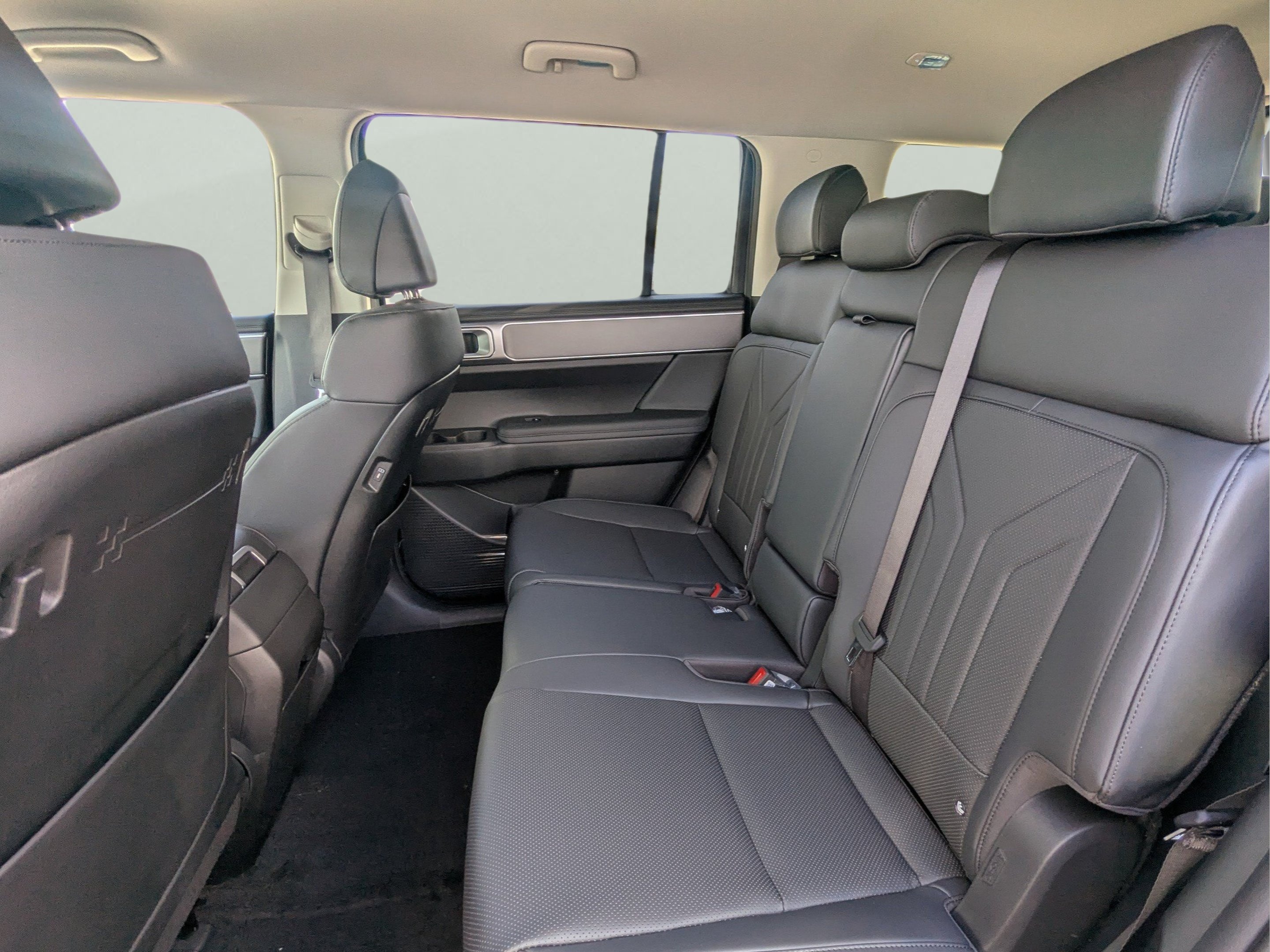 New 2027 Ecotronic Gray Hyundai SEL image 32