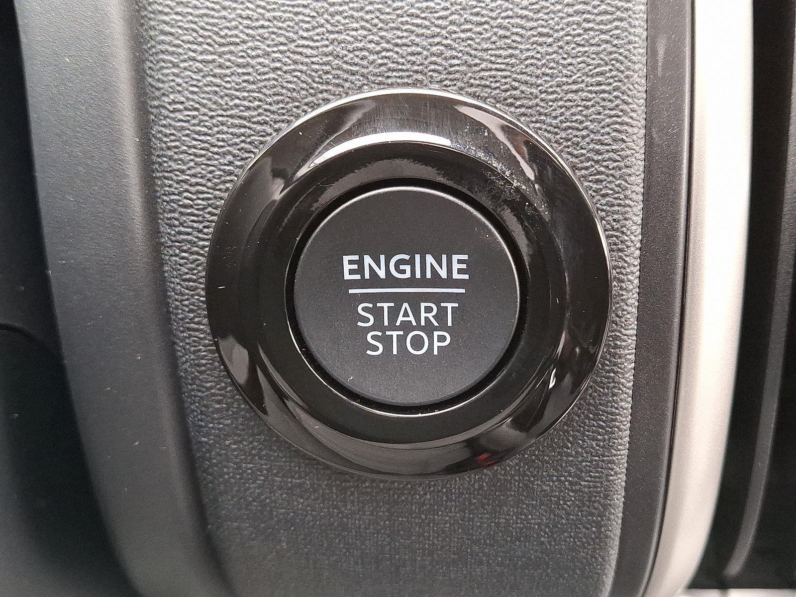 New 2025 Star White Metallic Tri-Coat Ford Active image 18