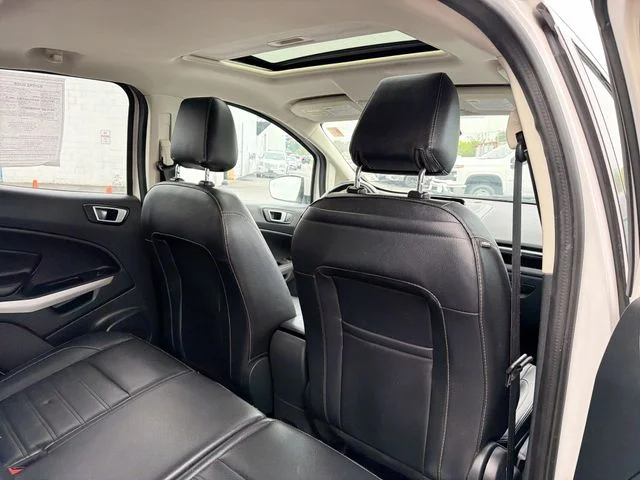 Used 2021 White Ford Titanium image 27