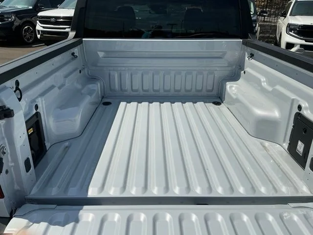 New 2026 Space White Metallic Ford XLT image 7