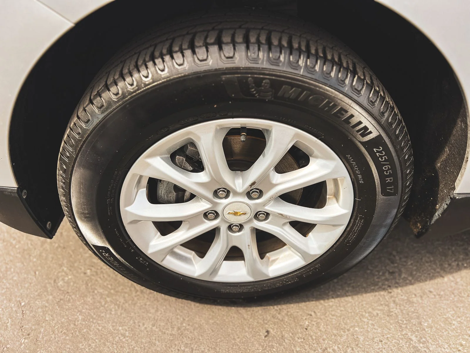 2019 Chevrolet Equinox LT - Photo 12