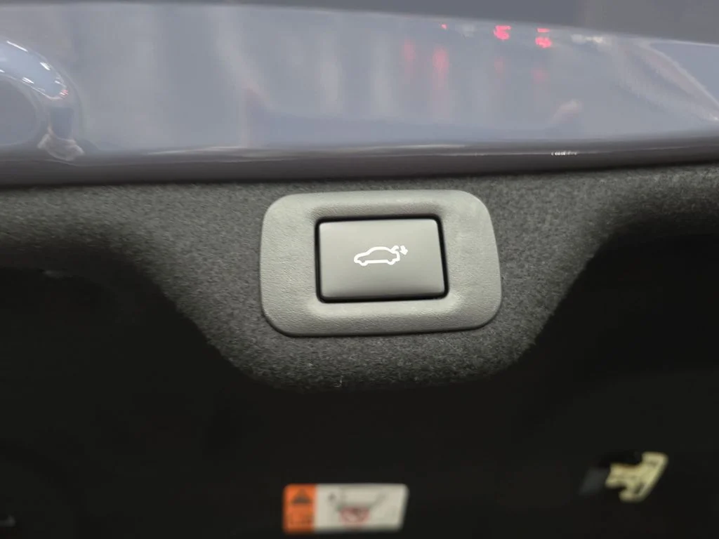New 2026 Wavelength Lexus PREMIUM AWD image 13