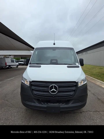 2026 Mercedes-Benz Sprinter 2500 Cargo 144 WB