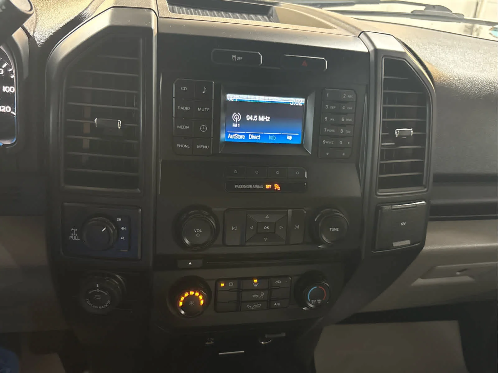 Used 2017 Lightning Blue Ford XL image 9