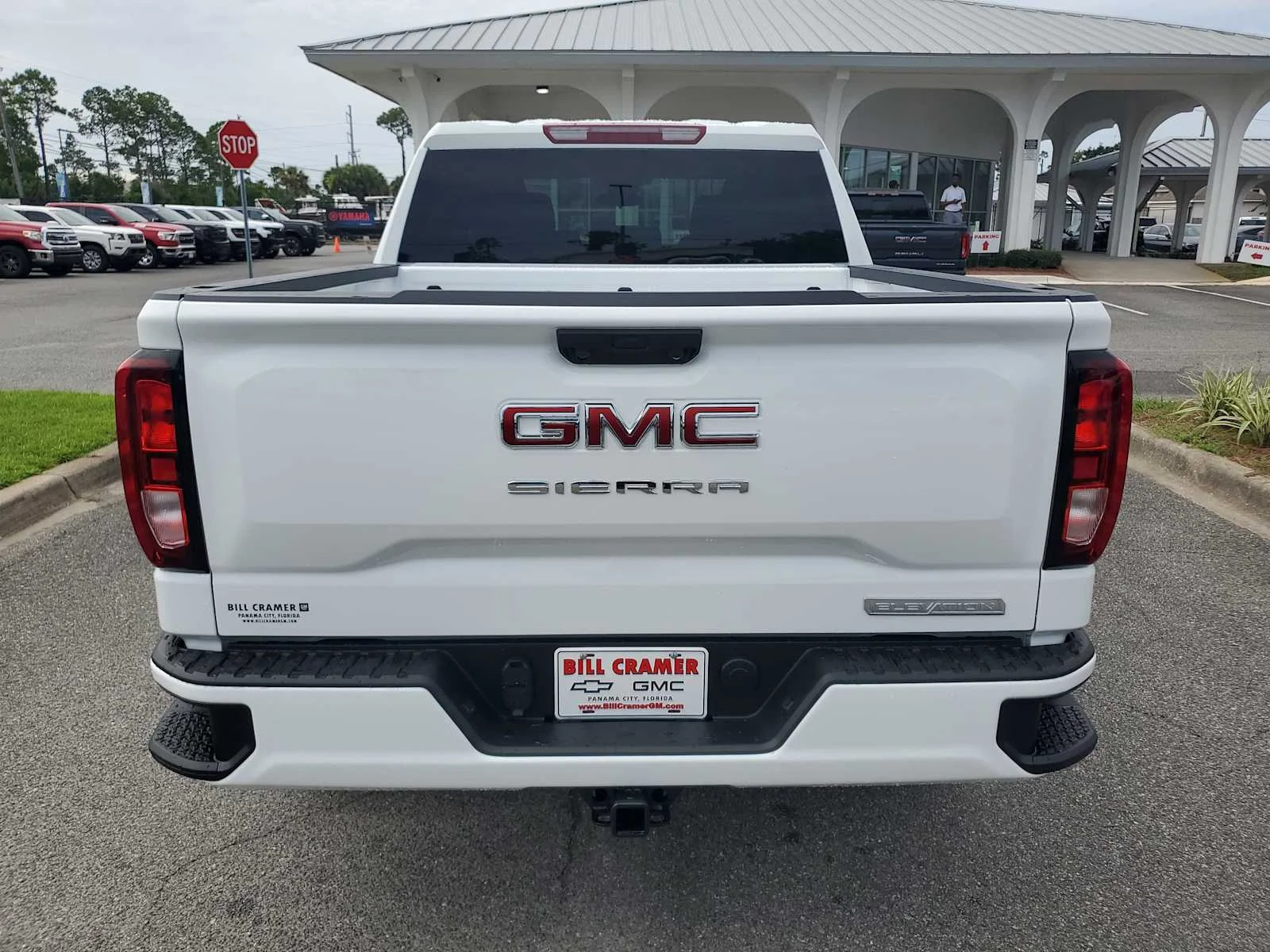 New 2026 Summit White GMC Elevation image 4
