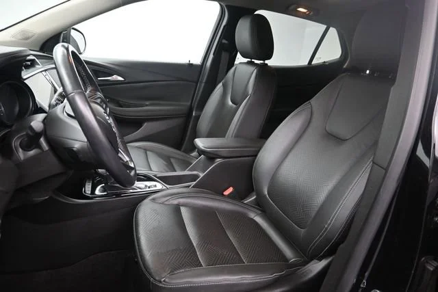 Used 2023 Ebony Twilight Metallic Buick Essence image 10