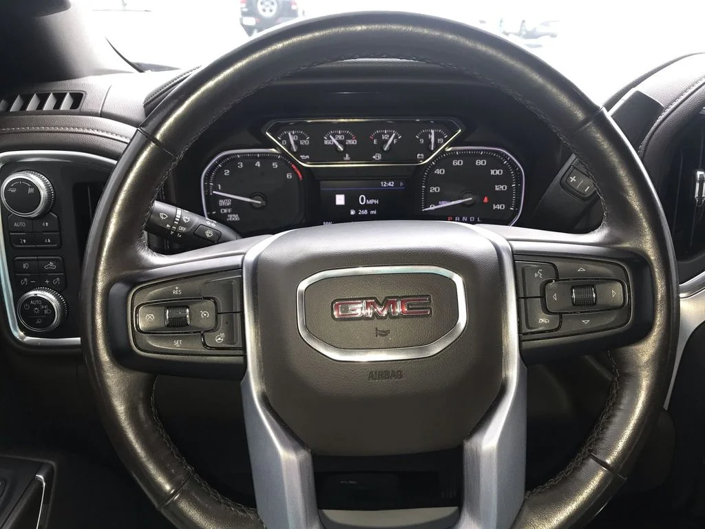 Used 2019 White GMC SLT image 14