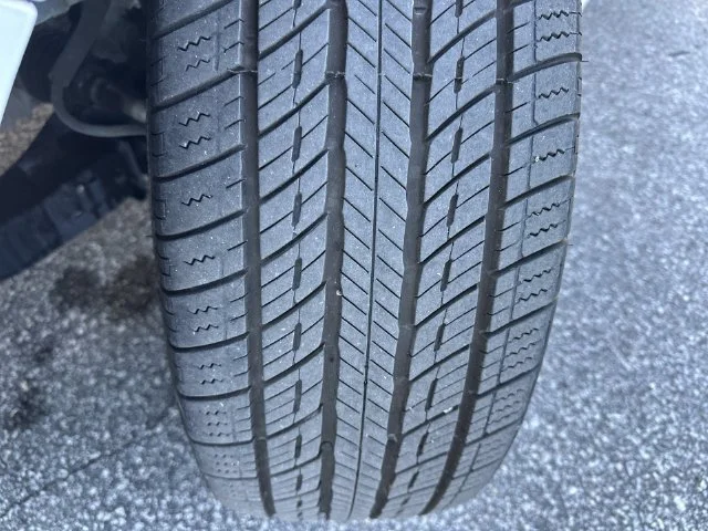 Used 2019 White Ford Limited image 11