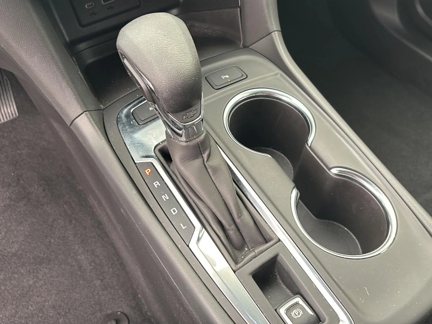 Used 2024 Riptide Blue Metallic Chevrolet LT image 26