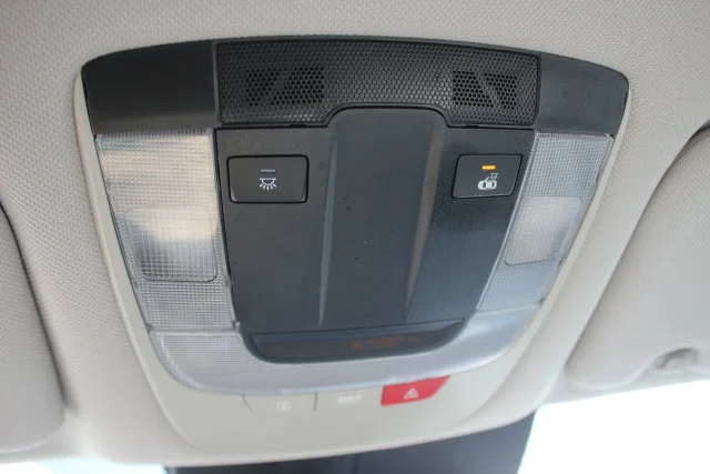 Used 2023 White Kia SX Prestige image 14