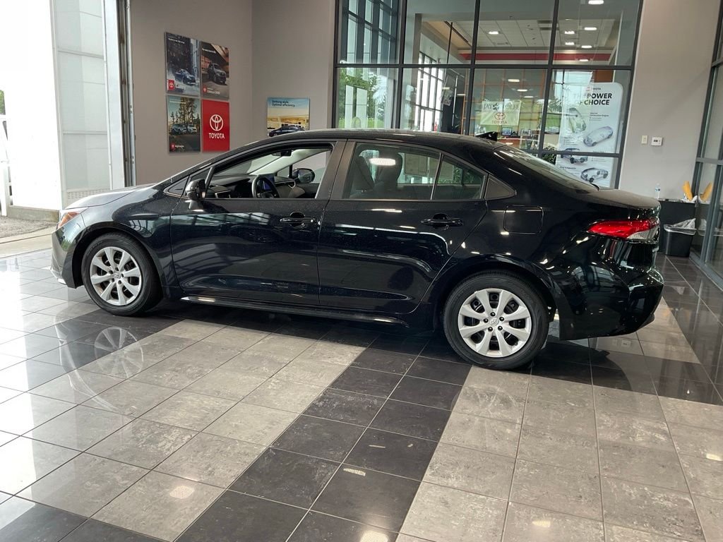 Certified Used 2025 Black Toyota LE image 4